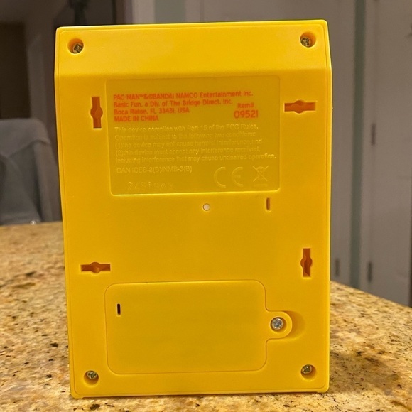 Pac-Man 2011 Retro Mini 6” Arcade‎ WORKS Machine Bandai Namco Handheld Game - Picture 6 of 11